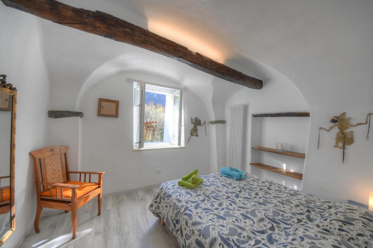 Antica Casa Del Canto Iara - Private Parking Calice Ligure Exterior photo